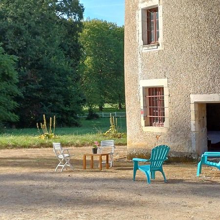 Chambre Dans Tour Du 15Eme Siecle Mauvieres Bagian luar foto